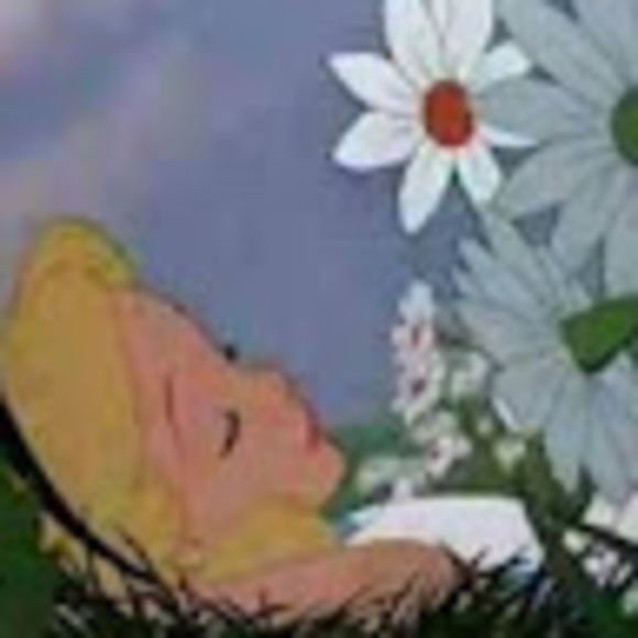 Meet your Posher, Micaela - Picture 1 of 1